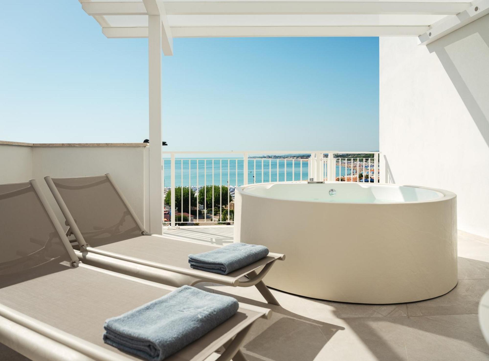 View Place & Spa Numana Esterno foto